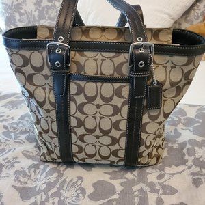 Brown signature  print coach bag